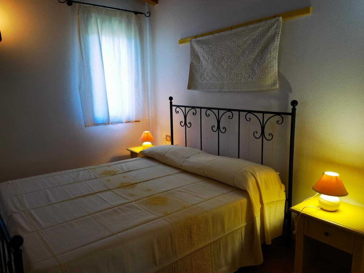 La Corte Degli Ulivi - Albergo Rurale Tresnuraghes Kültér fotó
