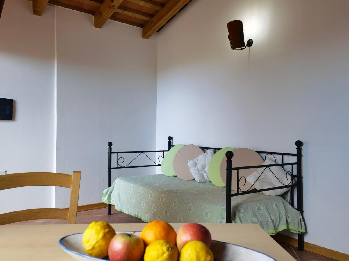La Corte Degli Ulivi - Albergo Rurale Tresnuraghes Kültér fotó