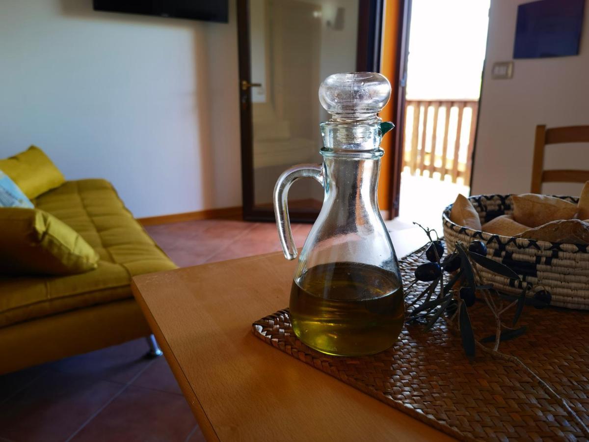 La Corte Degli Ulivi - Albergo Rurale Tresnuraghes Kültér fotó