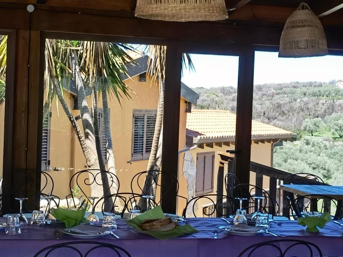 La Corte Degli Ulivi - Albergo Rurale Tresnuraghes Kültér fotó