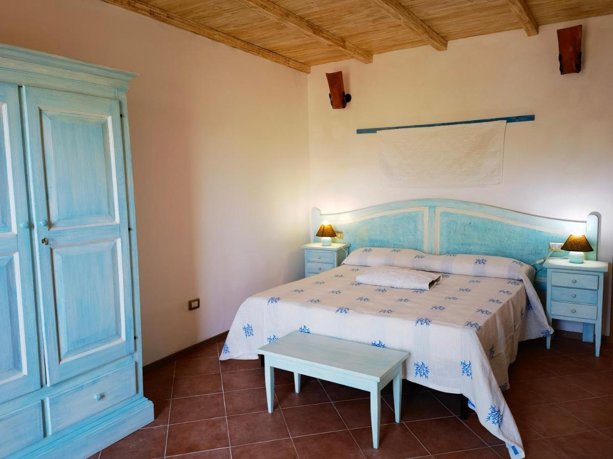 La Corte Degli Ulivi - Albergo Rurale Tresnuraghes Kültér fotó