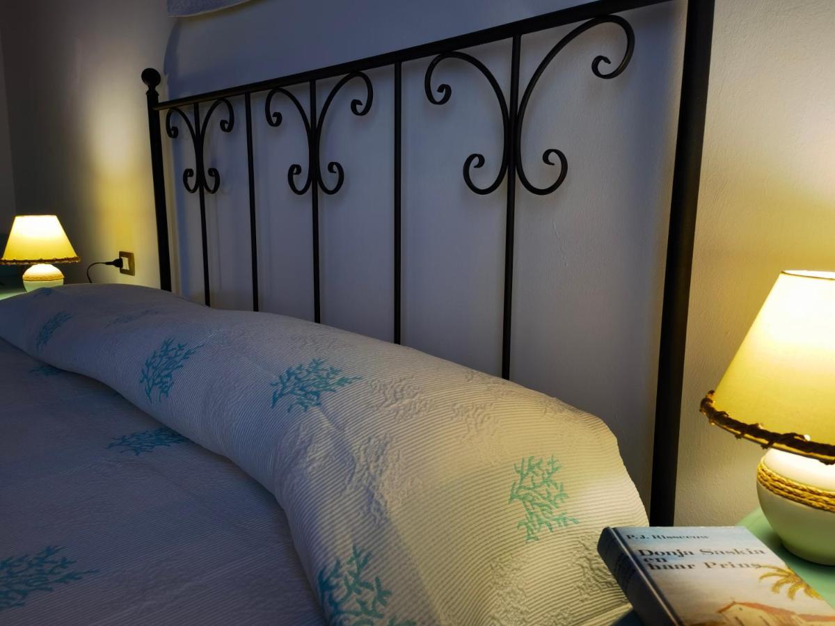 La Corte Degli Ulivi - Albergo Rurale Tresnuraghes Kültér fotó