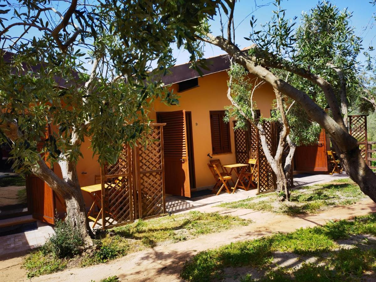 La Corte Degli Ulivi - Albergo Rurale Tresnuraghes Kültér fotó