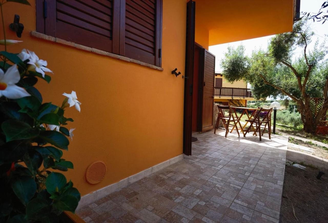 La Corte Degli Ulivi - Albergo Rurale Tresnuraghes Kültér fotó
