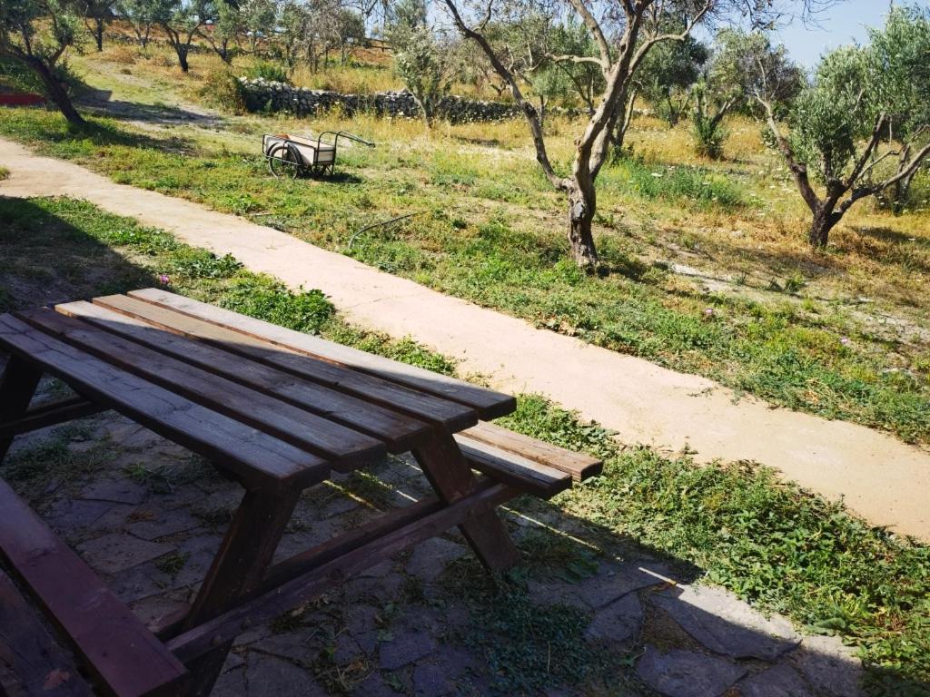 La Corte Degli Ulivi - Albergo Rurale Tresnuraghes Kültér fotó